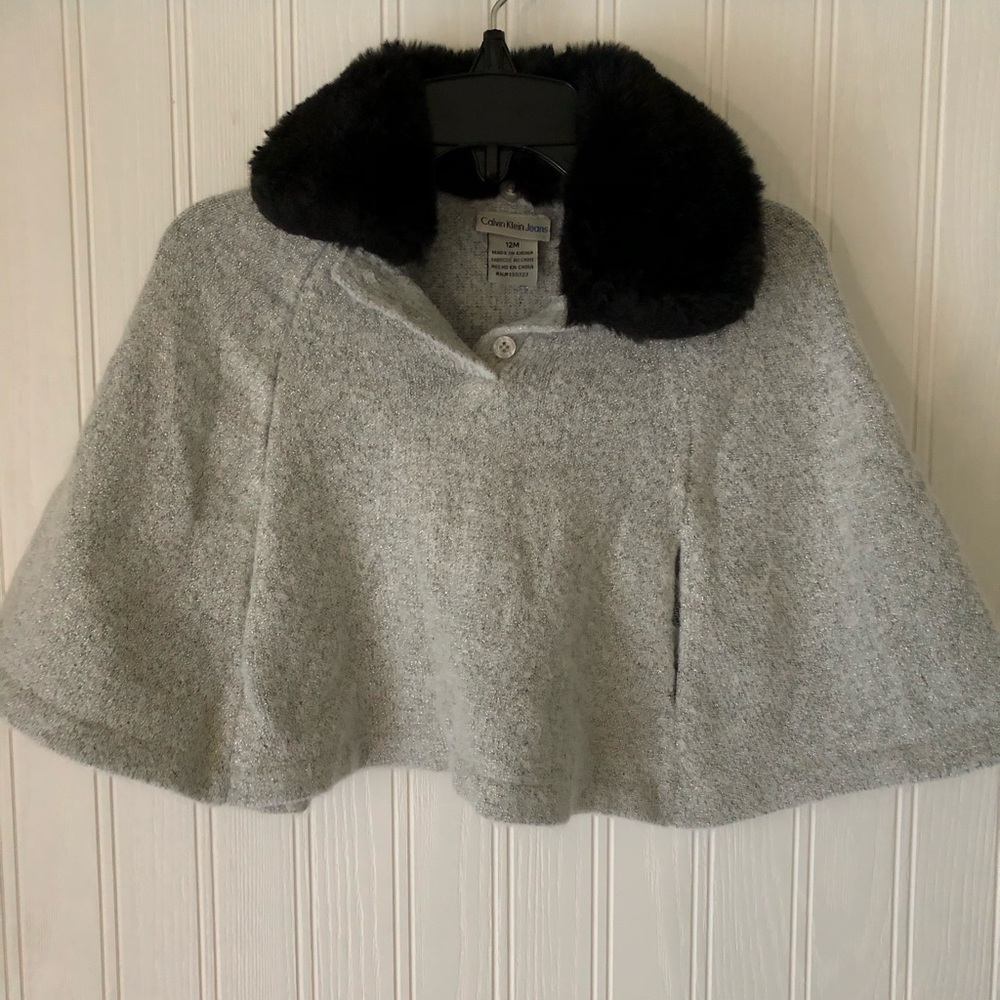 Calvin Klein Jeans 12M baby girls poncho sweater
